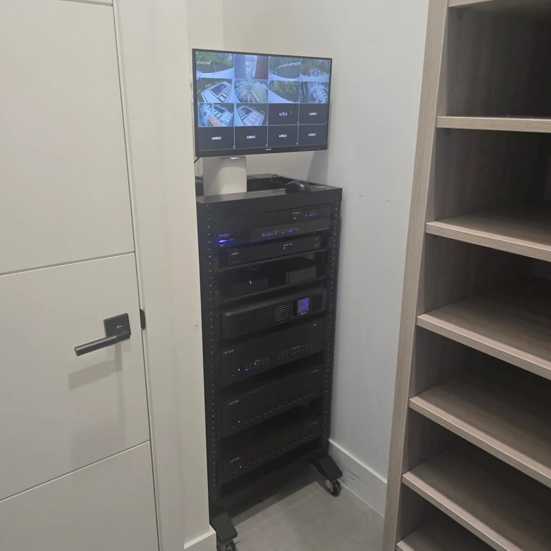 it infrastructure with servers and cables